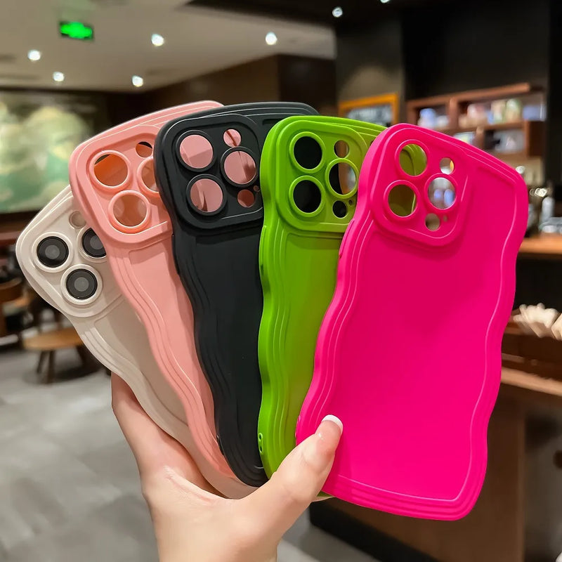 Case de Silicone Macio, Capa Protetora Para IPhone, Case Macia Para IPhone, Capinha Ondulada, Capa Encaracolada, Capa Protetora Ondulada Macia, TPU Macio, Case Diferente, Capinhas Nada Básicas - LOJAS LABRU